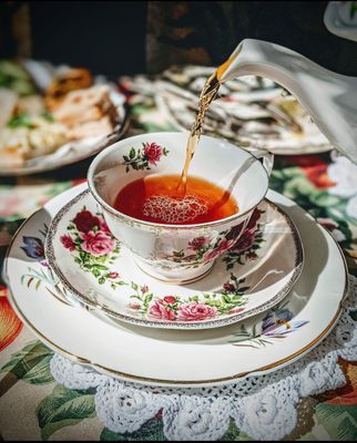 Julian Tea & Cottage Arts by null