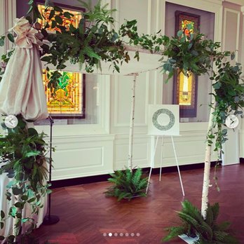 Kloeckner Preferred Flowers - Florists Near Me - Chicago, Illinois Kloeckner Preferred Flowers - Florists Near Me - Chicago, Illinois
