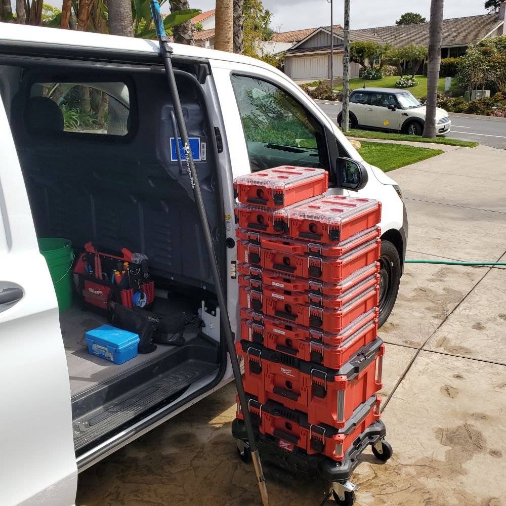 ULTIMATEPOOL Updated April 2024 18 Photos Solana Beach, California Pool Cleaners