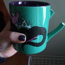 They broke one of my favorite mugs. They broke one of my favorite mugs.