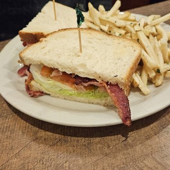 Bill's Cafe - BLT with fries. - American Near Me - San Jose, California
