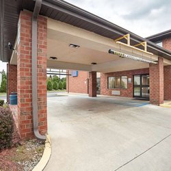Motel 6 - exterior