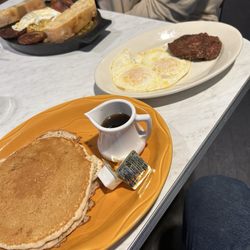 Yours Truly Restaurant - Sunshine Cakes