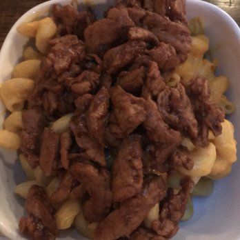 Side Effex - Vegan pulled "pork" and mac and "cheese." - Pubs Near Me - Albuquerque, New Mexico