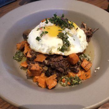 Finch & Fork - Short rib and sweet potato hash - New American Near Me - Santa Barbara, California