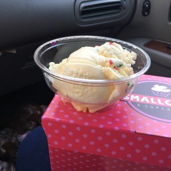 Smallcakes - single scoop of birthday cake ice cream - Bakeries Near Me - Severna Park, Maryland Smallcakes - single scoop of birthday cake ice cream - Bakeries Near Me - Severna Park, Maryland