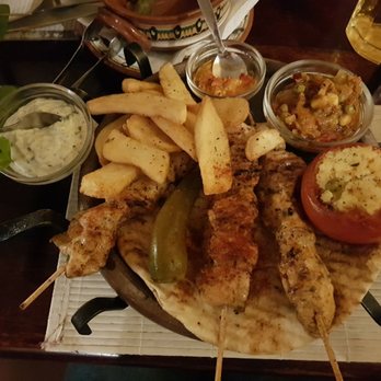 Kutscherplatz - Scharfe Hähnchenspieße - Bulgarian Near Me - Blankenburg, ST