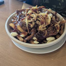 Poutine Colossus / Colossus Poutine