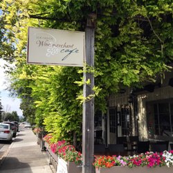 Los Olivos Wine Merchant & Cafe - Outside the wine merchant- so cute!
