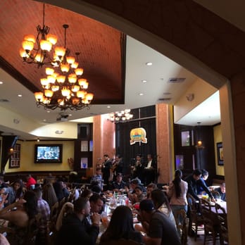 El Pescador - Carson - Dining area - Seafood Near Me - Carson, California