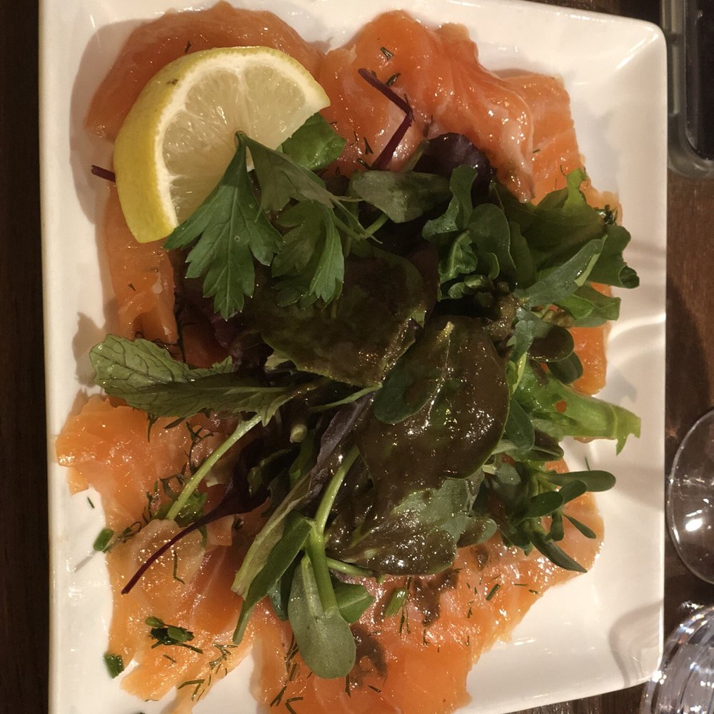 Le Volant Basque - Salmon appetizer - Basque Near Me - Paris, 75 Le Volant Basque - Salmon appetizer - Basque Near Me - Paris, 75