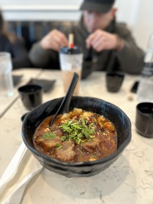 Uno Beef Noodle by null