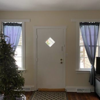 Modern Masters Painting - After: painted front door and trim, heat registers - Painters Near Me - Park Ridge, Illinois Modern Masters Painting - After: painted front door and trim, heat registers - Painters Near Me - Park Ridge, Illinois