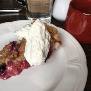 The Dawson - Fresh baked Triple berry pie with brown sugar crumble - American Near Me - Chicago, Illinois The Dawson - Fresh baked Triple berry pie with brown sugar crumble - American Near Me - Chicago, Illinois
