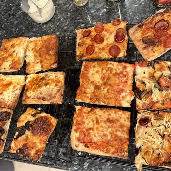 SQ Pizza - Pizza Near Me - Mahwah, New Jersey SQ Pizza - Pizza Near Me - Mahwah, New Jersey
