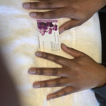 Tip & Toe Salon - Dip powder, gel color on top - Nail Salons Near Me - Burlingame, California