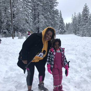 Nyack Snow Park - Sledding Near Me - Emigrant Gap, California