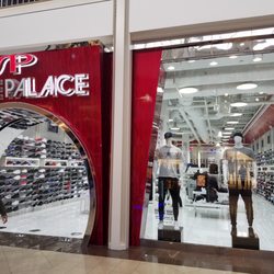 Shoe Palace