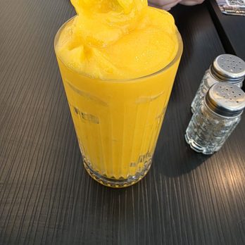 Karkumi Cafe - Mango Slush - Cafes Near Me - Scarborough, Ontario
