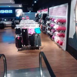 1982 Store
