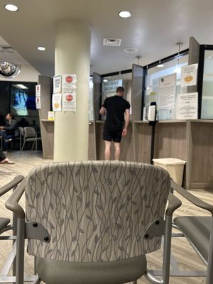 VALLEY VIEW SURGERY CENTER - Updated January 2025 - 13 Photos & 109