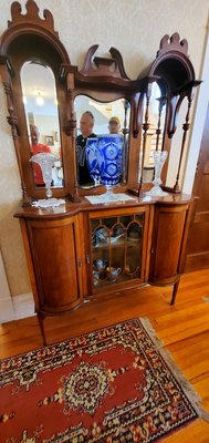 Seelye Mansion by null