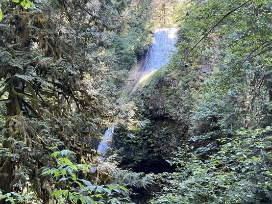 Latourell Falls by null