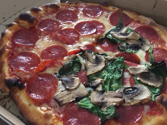 Frankie's Pizza by null