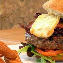 Buenas y Santas - Hamburguesa Deluxe