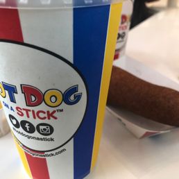 Turkey Hot Dog on Stick 32oz Regular Lemonade