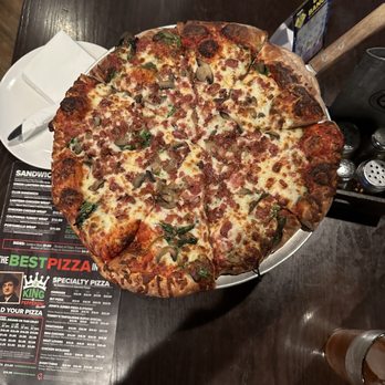 Green Lantern Pizza - Large pepperoni, bacon, spinach and mushroom! - Pizza Near Me - Berkley, Michigan
