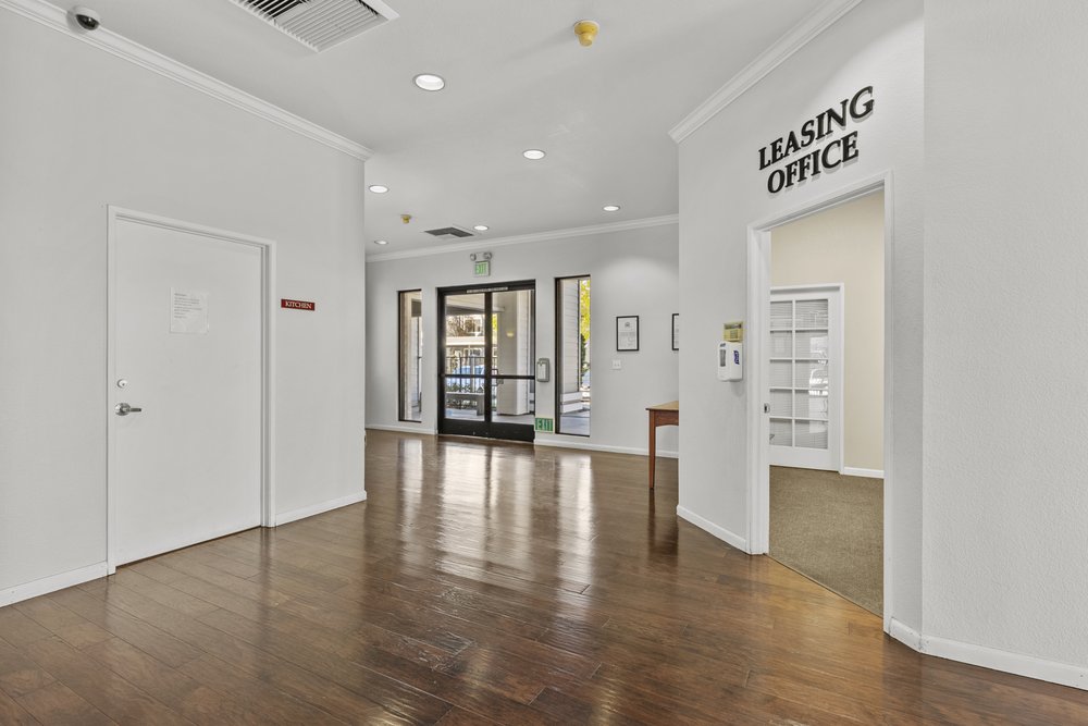 PARKSIDE GLEN APARTMENTS Updated September 2024 33 Photos & 23