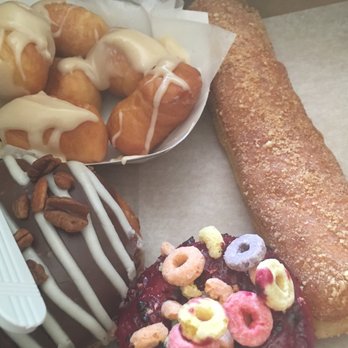Hi-Five Doughnuts - Variety of vegan AF and regular doughnuts - Donuts Near Me - Louisville, Kentucky Hi-Five Doughnuts - Variety of vegan AF and regular doughnuts - Donuts Near Me - Louisville, Kentucky