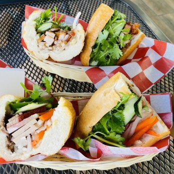 Le’s Banh Mi - Roasted Pork bánh mì (top) & Saigon Special bánh mì (bottom) - Cafes Near Me - Honolulu, Hawaii Le’s Banh Mi - Roasted Pork bánh mì (top) & Saigon Special bánh mì (bottom) - Cafes Near Me - Honolulu, Hawaii