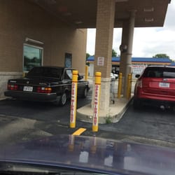 Walgreens - two lane drive thru