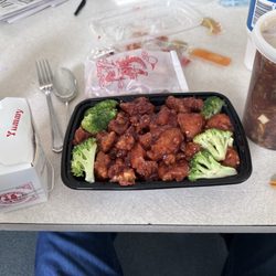 King Gardens - Gen Tao's chicken. High expectations; low results.