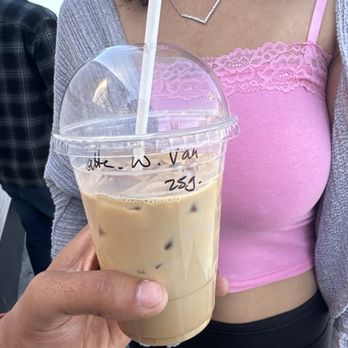 Re Coffee - Vanilla late extra sweet - Desserts Near Me - Northridge, California
