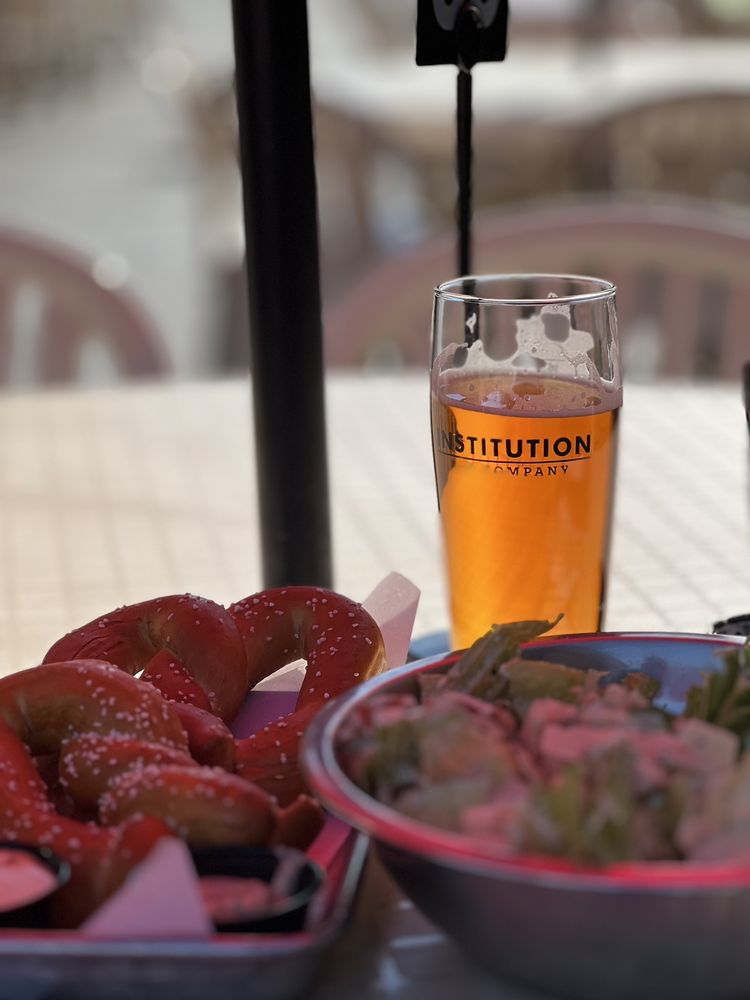 Institution Ale Company