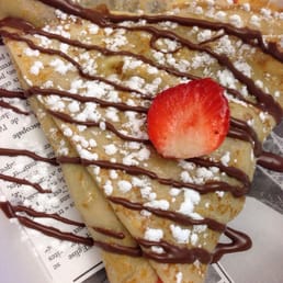 Bella! Nutella and strawberries!