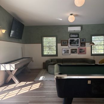 Petit Cowboy - Hotels Near Me - New Braunfels, Texas Petit Cowboy - Hotels Near Me - New Braunfels, Texas