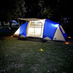 Piha Domain Camp - Camping in camp ground using powered site