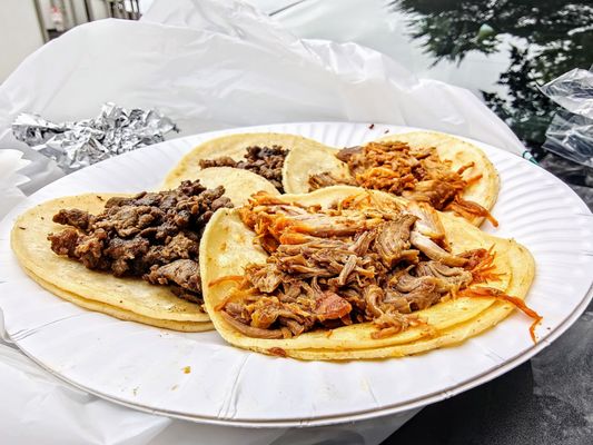 Leo’s Tacos Truck by null