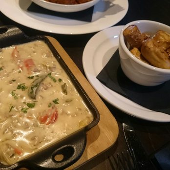 Steakhouse89 - HH fondue with pretzel bites - Steakhouses Near Me - Sedona, Arizona Steakhouse89 - HH fondue with pretzel bites - Steakhouses Near Me - Sedona, Arizona