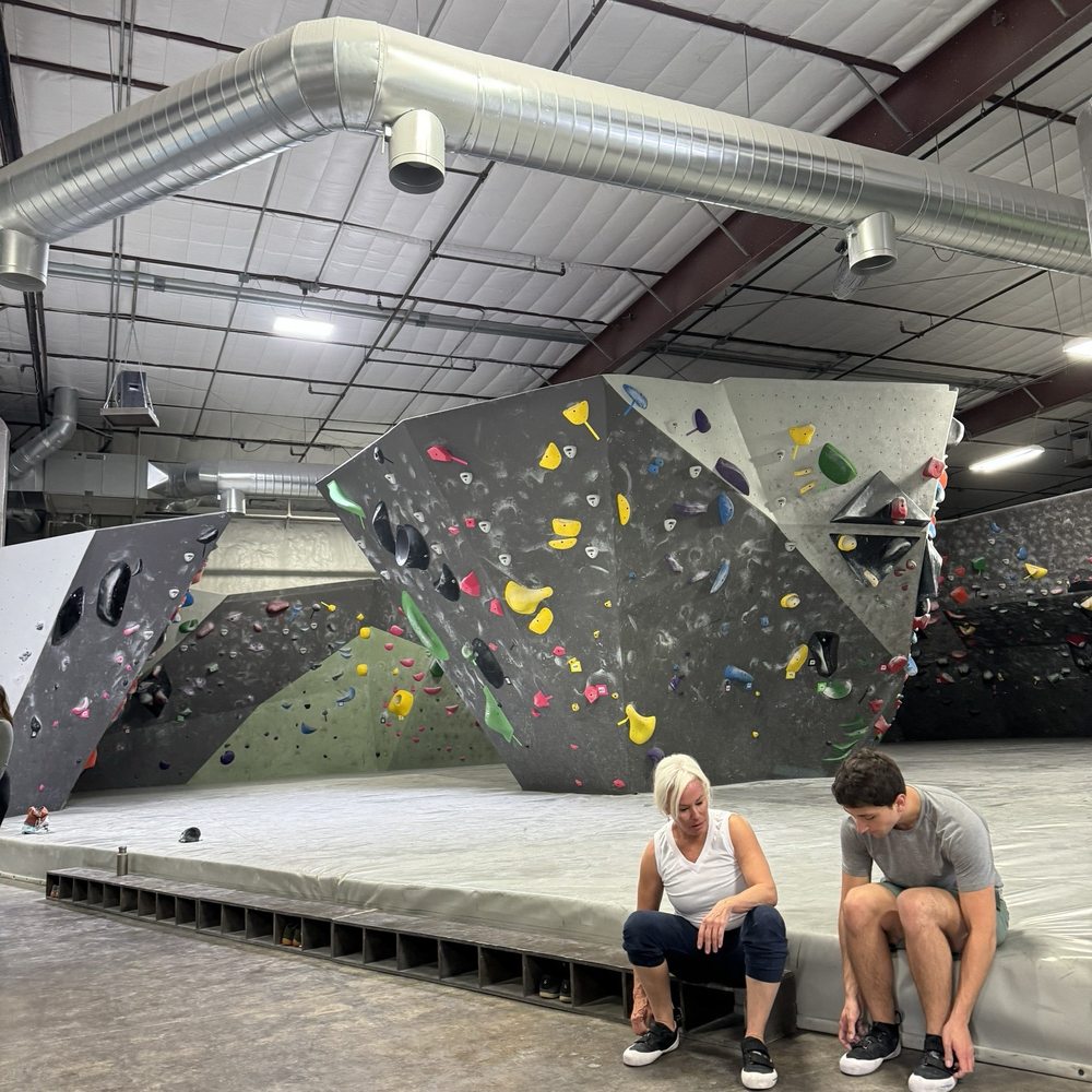 Black Rock Bouldering Gym - Rock Climbing Near Me - Phoenix, Arizona Black Rock Bouldering Gym - Rock Climbing Near Me - Phoenix, Arizona