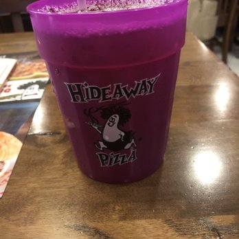 Hideaway Pizza - Pizza Near Me - Moore, Oklahoma