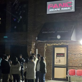 Panic Escape Room - Escape Games Near Me - Hoffman Estates, Illinois