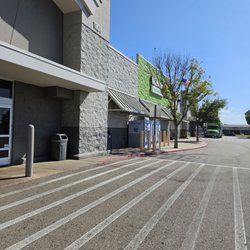 Walmart Neighborhood Market