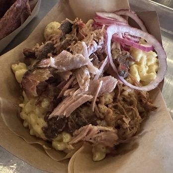 Frozen Smoke BBQ - Macaroni with pulled pork - Barbeque Near Me - Fairbanks, Alaska