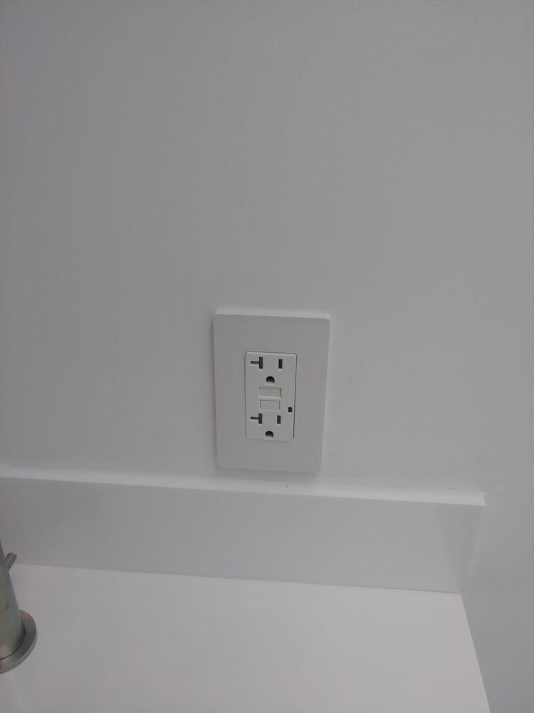 Slide of Sal's Electrical