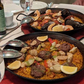 Taberna del Alabardero - Paella de rabo de toro
with Oxtail - Spanish Near Me - Washington, DC, District of Columbia Taberna del Alabardero - Paella de rabo de toro
with Oxtail - Spanish Near Me - Washington, DC, District of Columbia